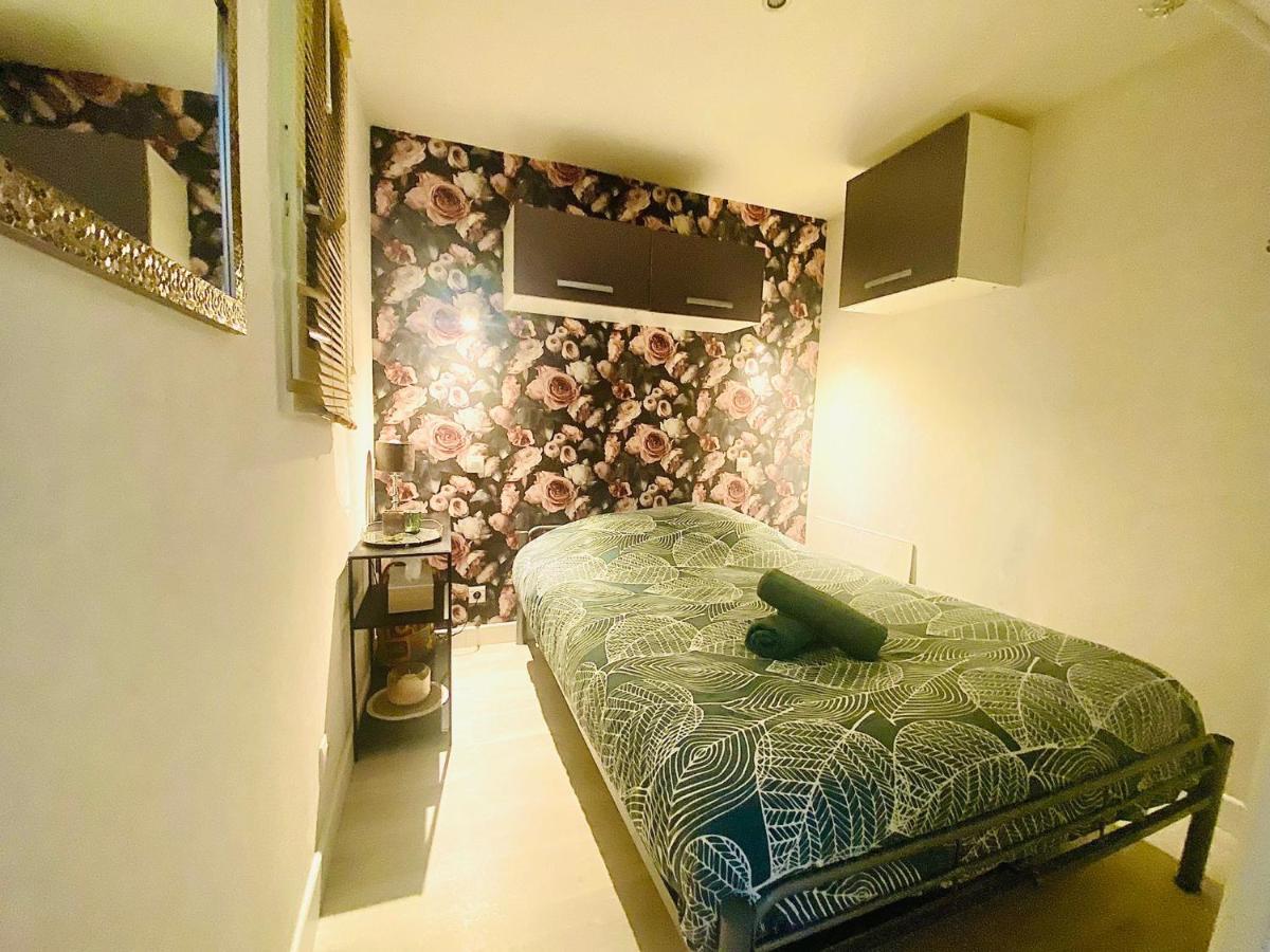 Appartement Proche Mer Avec Piscine Et Parking Фльори Екстериор снимка
