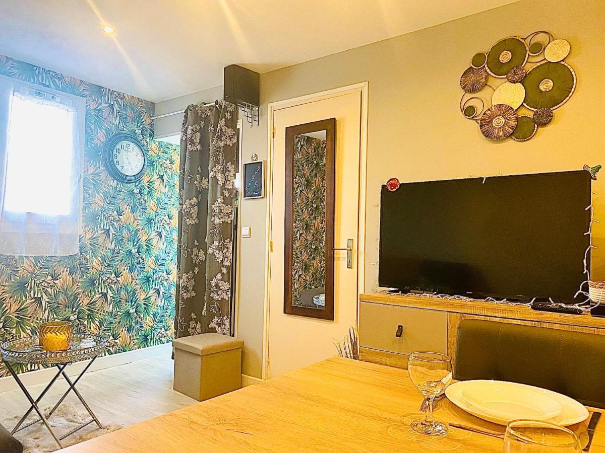 Appartement Proche Mer Avec Piscine Et Parking Фльори Екстериор снимка