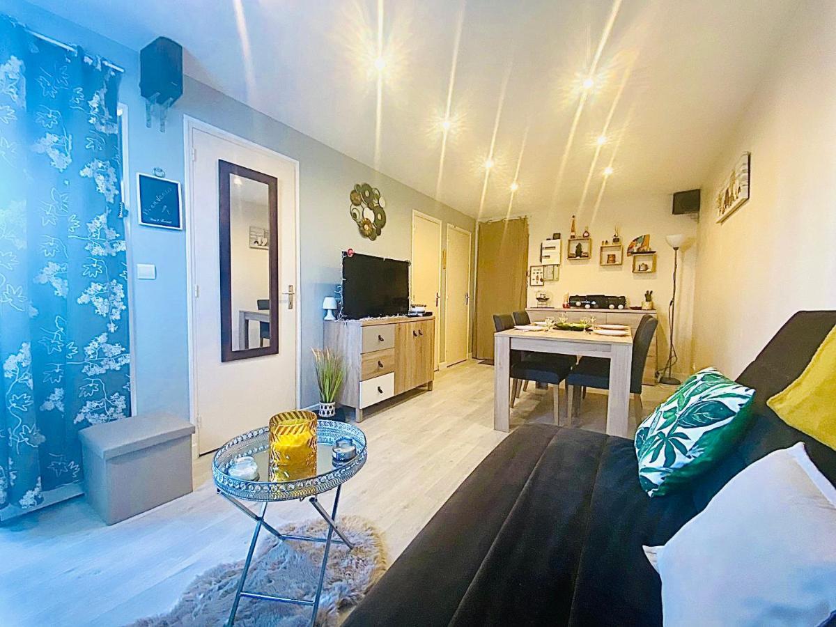 Appartement Proche Mer Avec Piscine Et Parking Фльори Екстериор снимка
